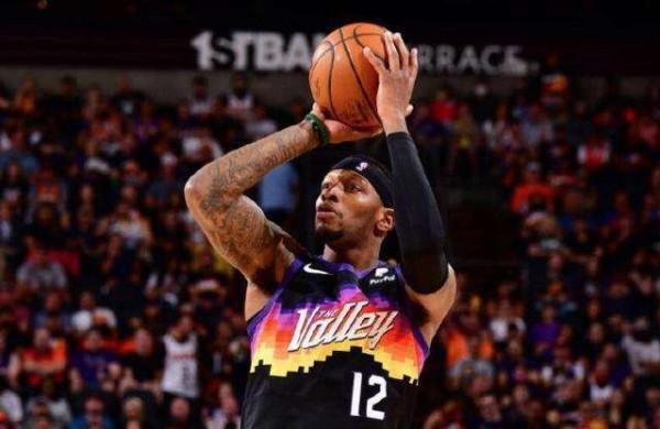 一夜11筆大交易！哈登被交易，生意場上的江湖比籃球本身更精彩