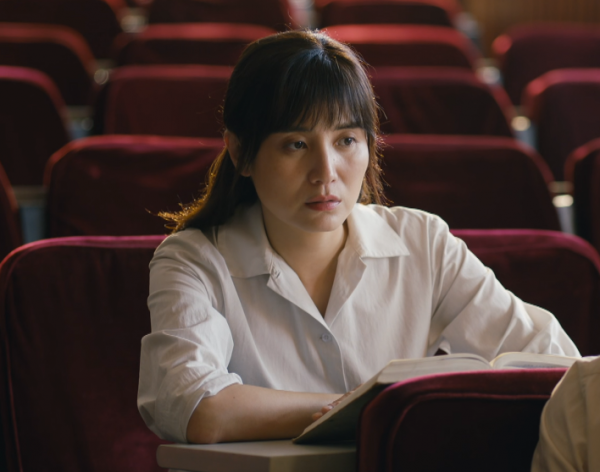 《人世間》演員打了多少&OpenCurlyDoubleQuote;濃妝&rdquo;女明星的臉？給你們看看啥叫女人