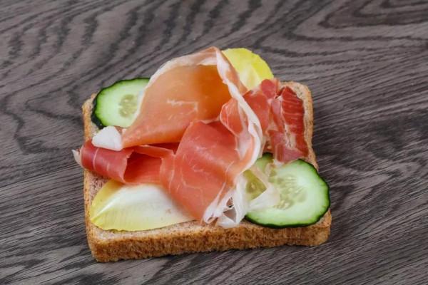 節食和運動哪一個更減肥