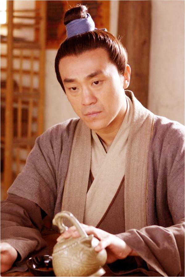 何冰：自己租房也要先給父母買房，平凡妻子陪他擺脫中年焦慮