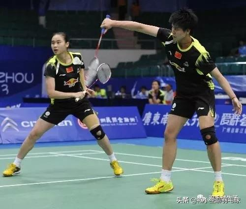 羽毛球雙打戰術之六種該及時上網的情形