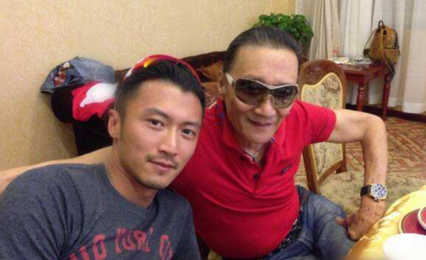 謝賢的心酸：談到兒子謝霆鋒離婚止不住流淚，怕謝霆鋒走我老路