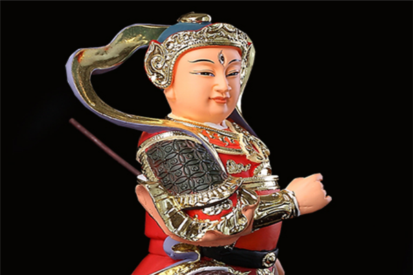 神人成親,楊戩的父親遭五雷轟頂,長兄被誅,為何妹妹楊嬋無事? 神人成親,楊戩的父親遭五雷轟頂,長兄被誅,為何妹妹楊嬋無事?