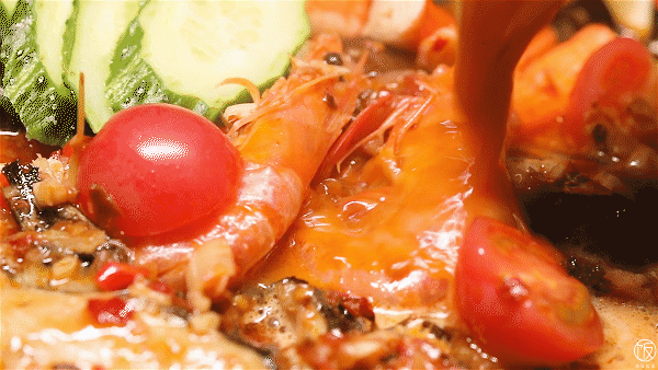 探魚新爆款「冬陰功烤魚」來了，一整個泰爽辣