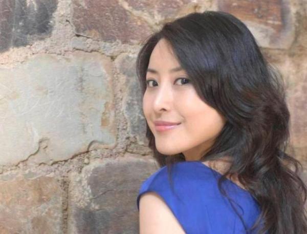 “玉芬”王雅捷：被趙本山捧紅，拒絕上春晚，32歲嫁給了於洋