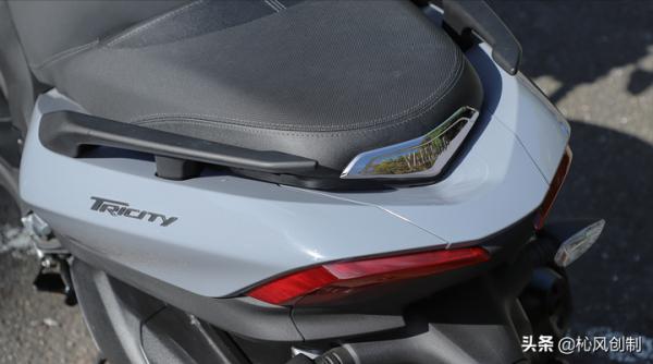 試駕雅馬哈YAMAHA Tricity300!超前部署安全性的三足巨獸 試駕雅馬哈YAMAHA Tricity300!超前部署安全性的三足巨獸