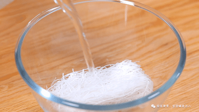 它是“綠色小人參”,3塊能買一大根!清新爽口,鮮嫩解饞 它是“綠色小人參”,3塊能買一大根!清新爽口,鮮嫩解饞