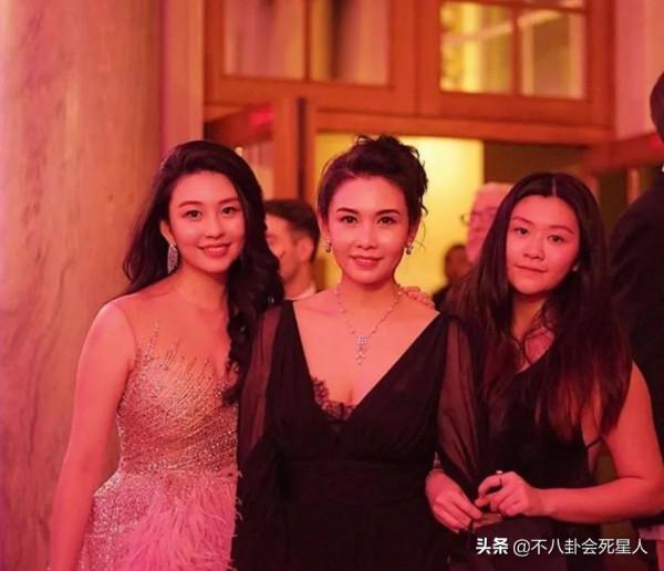 10位自然衰老的中老年女星，面板鬆弛滿面皺紋，但比整容臉舒服