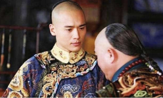 康熙最長壽的兒子，手握重權卻不參與奪嫡，70歲被乾隆重用