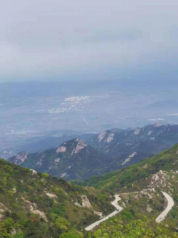 登昆嵛山泰礴頂 登昆嵛山泰礴頂