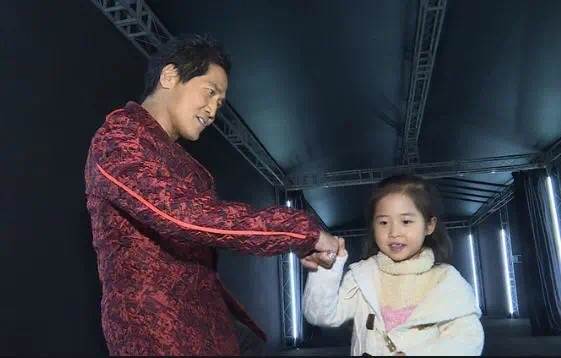 欠王祖賢的婚姻、私生子沒得到的愛，齊秦都給了現任和一雙兒女