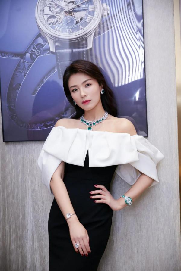 劉濤，還是差點土豪的味道