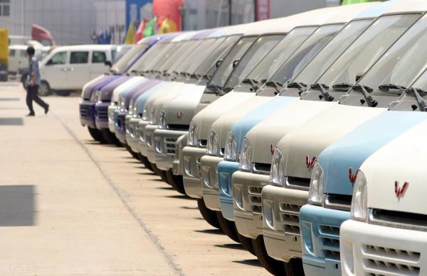 10月汽車銷量榜公佈,共計零售171.7萬輛,同比下降13.9% 10月汽車銷量榜公佈,共計零售171.7萬輛,同比下降13.9%