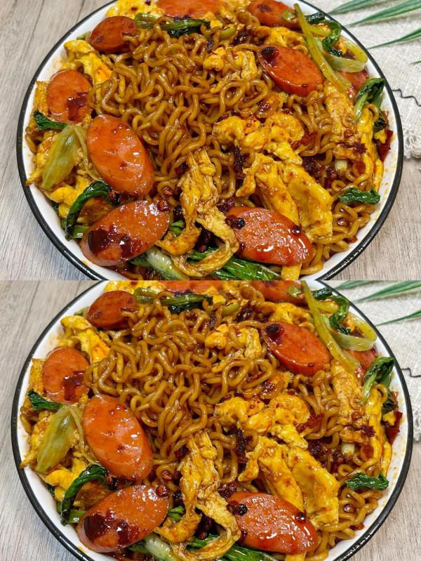 秒殺街邊夜市的老乾媽三鮮炒麵