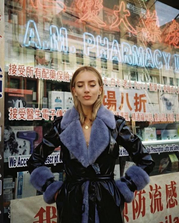 穿衣榜樣｜時尚博主Sarah Mikaela的高質量成長記