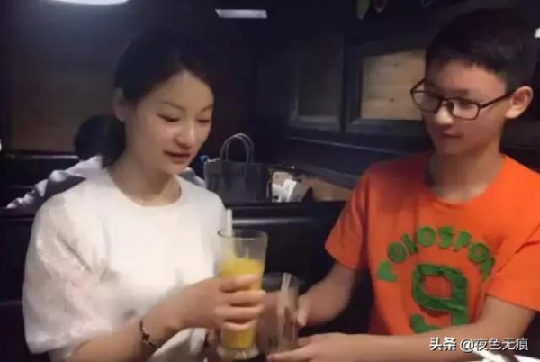 那個高考完跪地謝母，稱“自感遺憾”的王恆傑，最後考了多少分？