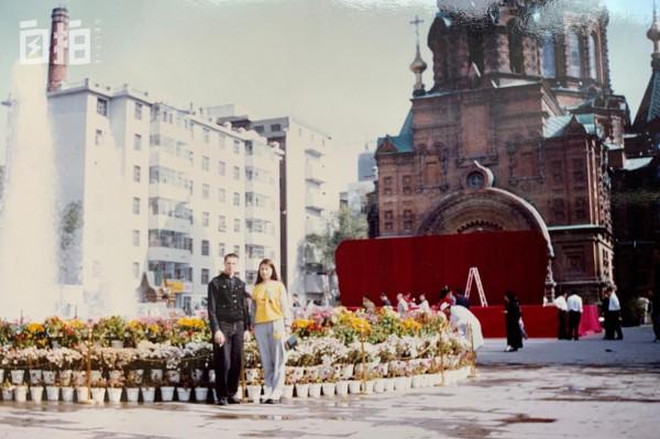 我，90年代在俄羅斯掙了20萬，住上別墅，又全賠光，現在只想回國
