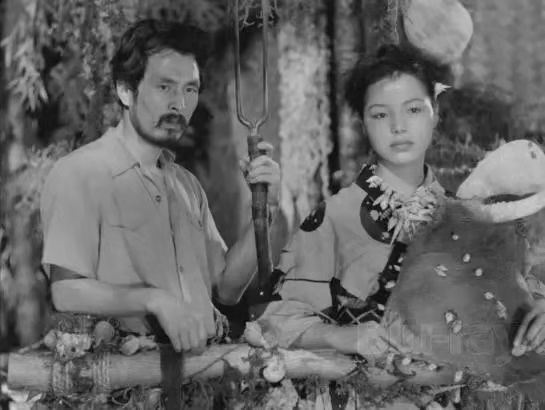 1944年，日本21歲女子被困孤島，6年後，島上32個男人僅剩19人