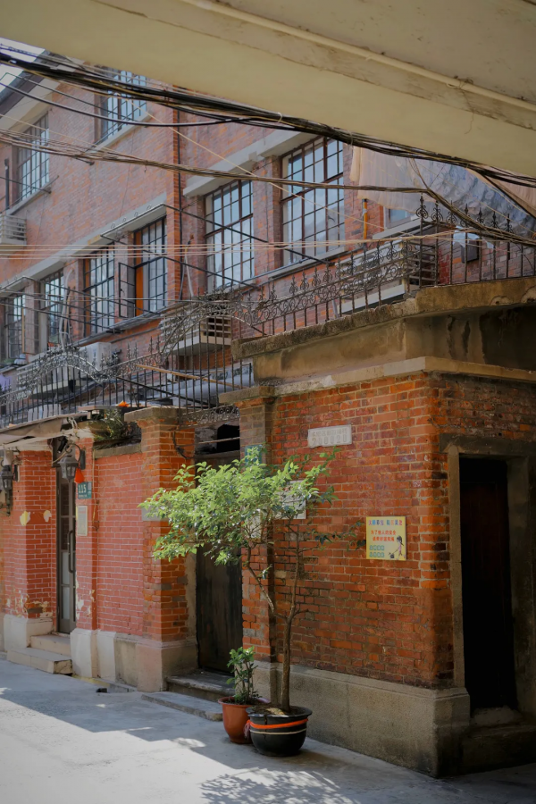 無弄堂，不上海