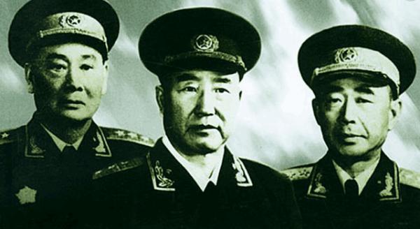 陳明仁被老蔣稱為黃埔旗幟，為何在成功守住四平後卻被撤職了