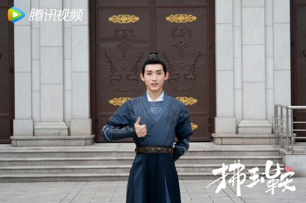 文榮獎紅毯：許凱、任豪、劉浩存、周也、辣目洋子、張予曦、曾黎