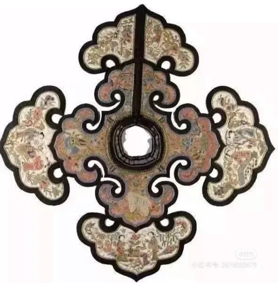 雲想衣裳花想容，關於雲肩的歷史你瞭解嗎？還不來看看？