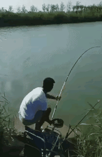 釣魚界四種溜魚大法，不管釣到多大的魚，它都難以逃脫