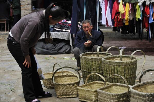我們家鄉的集市 我們家鄉的集市
