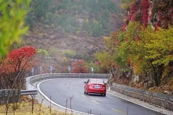 貫穿美景的靈魂公路,房山最“紅”賞秋打卡地 貫穿美景的靈魂公路,房山最“紅”賞秋打卡地