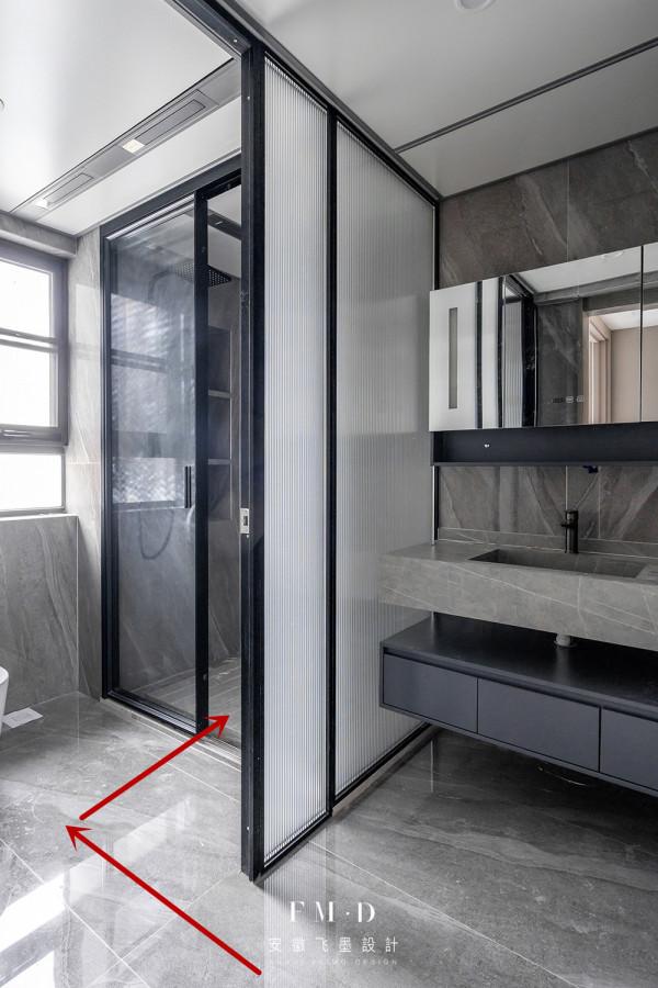 一梯兩戶半包20多萬，140㎡大橫廳打通陽臺，有200㎡大平層既視感