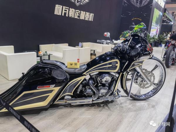 「現場圖」柯瓦勒重機攜多款車型亮相重慶摩博會