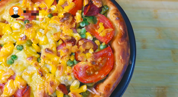 想吃披薩不用出去買，大廚手把手教你在家做，比必勝客的還好吃