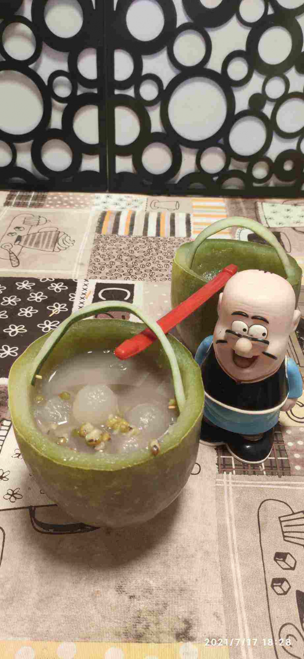 冬天喝4種“養生湯”，去火降燥潤身心，學會很簡單