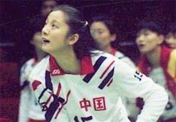 李月明：中國女排第一美女，身高1&period;88米，二婚嫁給美國丈夫