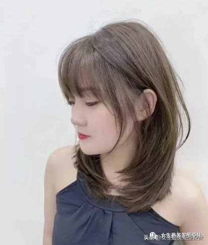 時尚永不過時！年尾“鎖骨發”