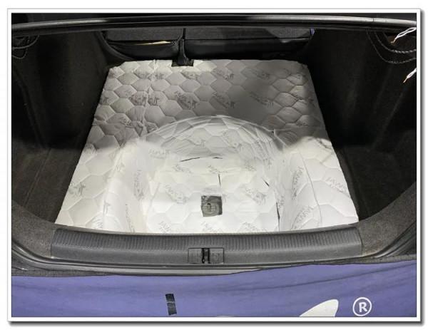 丹拿372三分頻倒膜安裝,大眾速騰汽車音響改裝升級 丹拿372三分頻倒膜安裝,大眾速騰汽車音響改裝升級