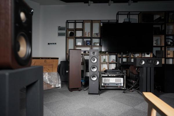 兩套PolkAudio萬元家庭影院試用!選影院絕對不是買電腦 兩套PolkAudio萬元家庭影院試用!選影院絕對不是買電腦