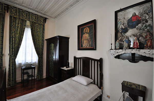 中國唯一的混血族群：長著外國人模樣，卻說著純正的粵語