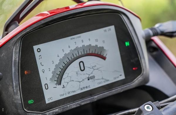 歐洲車中國芯，解讀摩托莫里尼X-CAPE：4.588萬起售，配置出眾