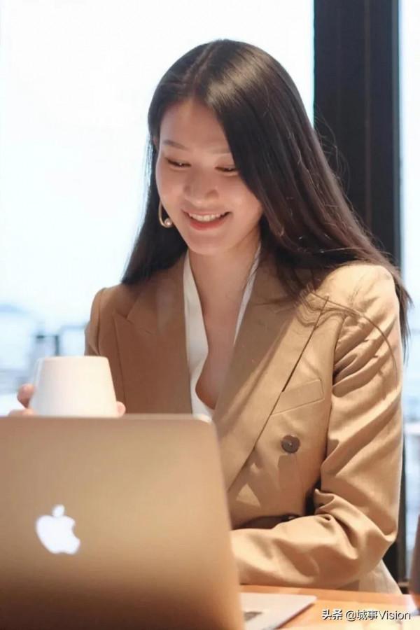 與秋同色非卡其色莫屬