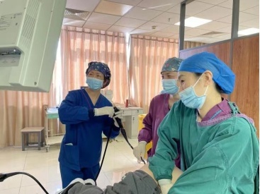 “早期腸癌不開刀”，專家提醒：早發現、早治療