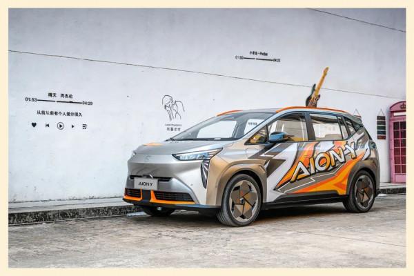 彈匣電池第一車潮酷亮相!