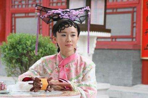 明星古裝尷尬史：頭頂風扇、餃子都算好的，有些太誇張真忍不了