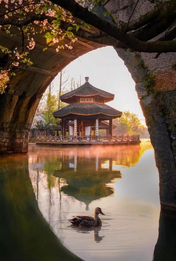 A股週五（12月24日）走勢分析及預判