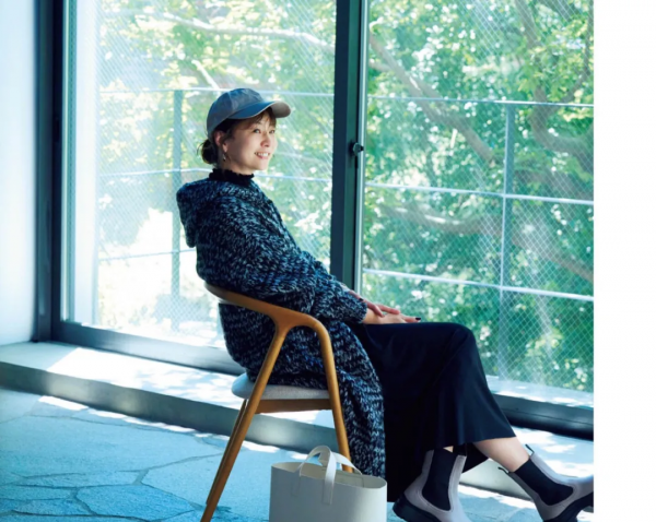 記住這“兩點”，“短脖人”也可以穿“高領衫”