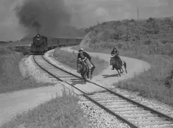 “鐵道游擊隊”隊長的原型是誰，建國後授什麼軍銜，最終結局如何