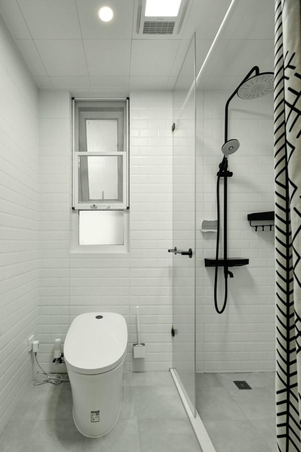 這個家的所有，只為取悅你