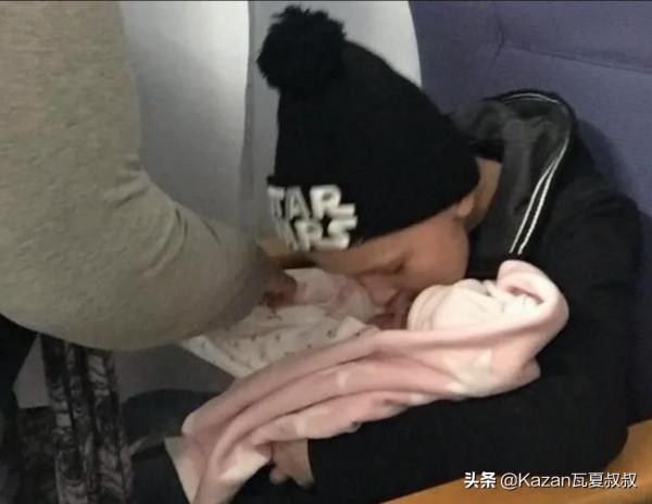 9歲絕症男孩不久於世,為見到沒出生的妹妹,他奇蹟般活了15個月 9歲絕症男孩不久於世,為見到沒出生的妹妹,他奇蹟般活了15個月