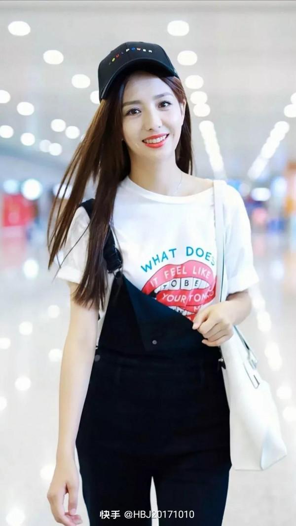 演員佟麗婭美照 演員佟麗婭美照