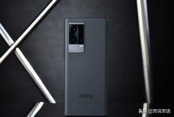 預算5000元左右,購買什麼手機價效比高? 預算5000元左右,購買什麼手機價效比高?